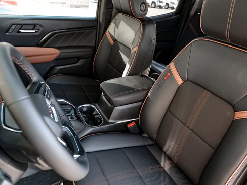 New 2026 GMC Canyon AT4 image 14