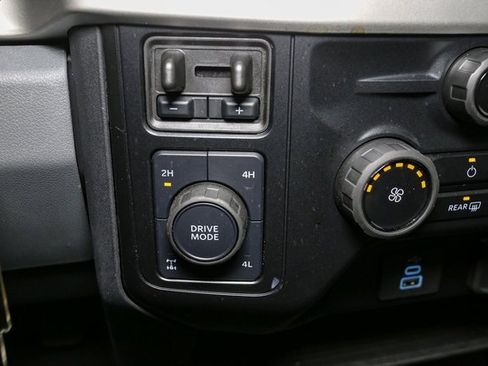 Used 2025 Ford F350 XLT image 27