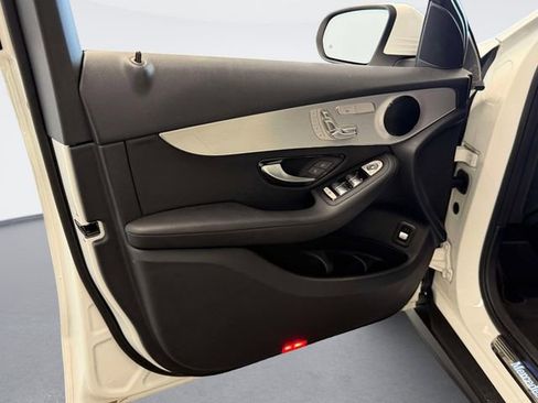 Certified 2022 Mercedes-Benz GLC 300 4MATIC image 15