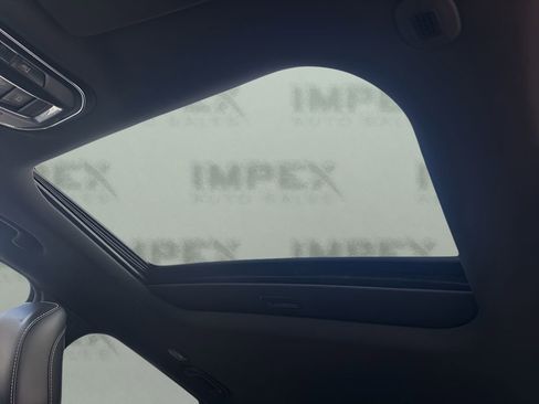 Used 2023 Jeep Grand Cherokee Altitude image 11