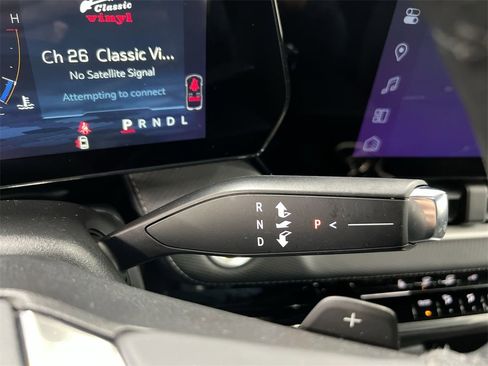 Certified 2025 Chevrolet Equinox LT image 17