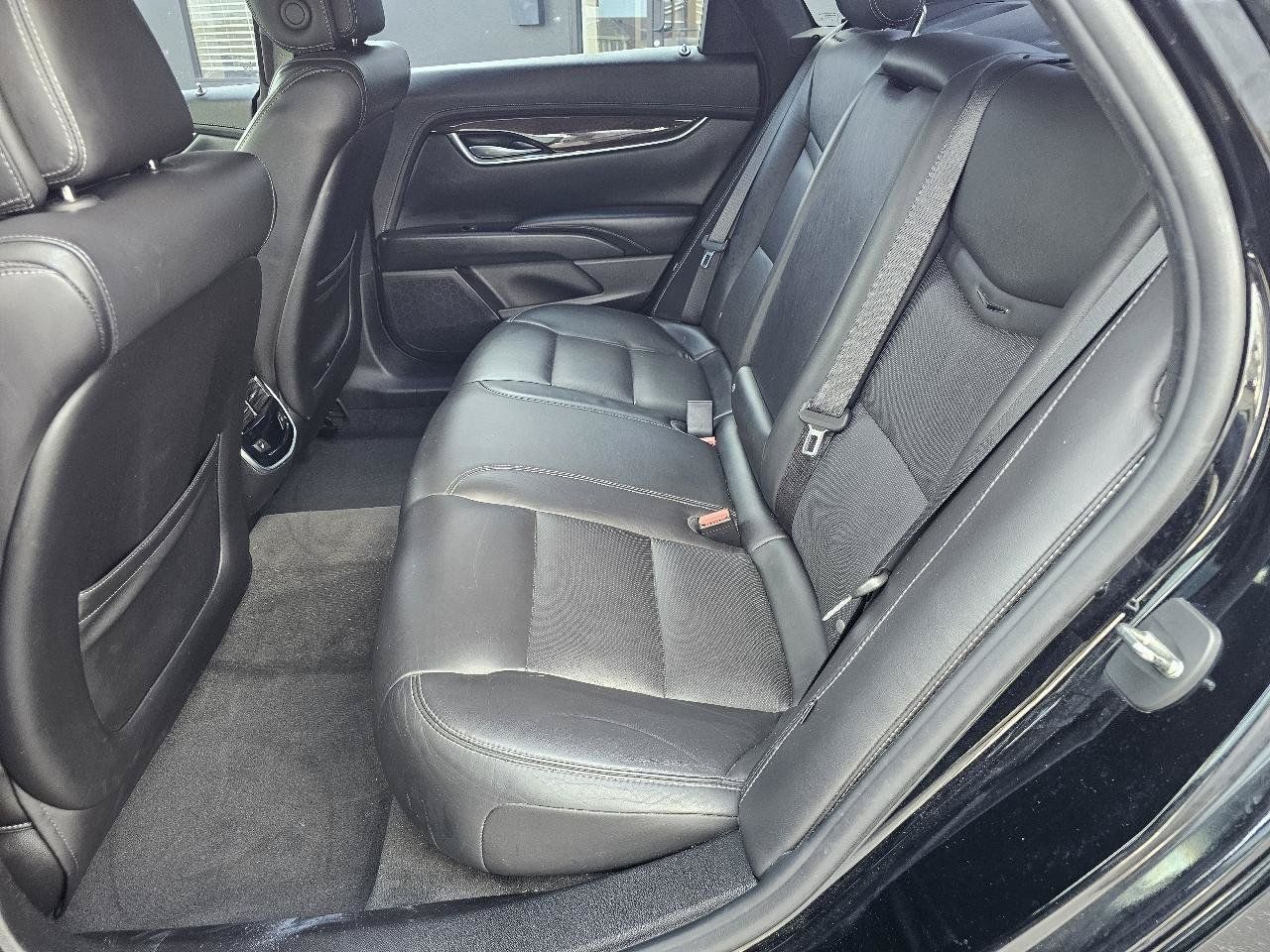 Used 2014 Cadillac XTS Luxury w/ Driver Awareness Package FWD image 37