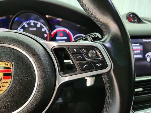 Used 2020 Porsche Cayenne AWD/4WD image 22
