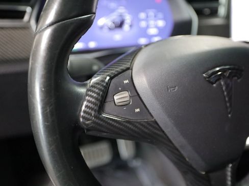 Used 2016 Tesla Model X 75D image 24