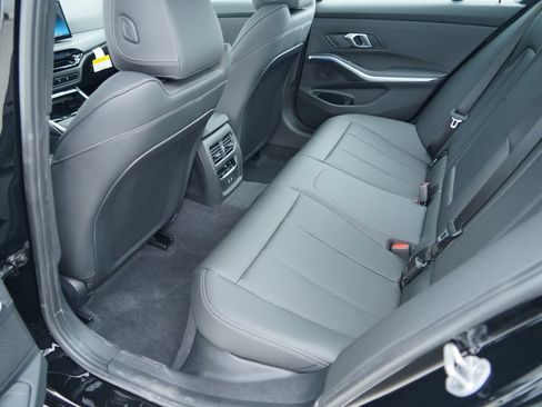 New 2026 BMW 330i Sedan w/ Convenience Package RWD image 19