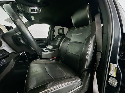 Used 2019 RAM 3500 Laramie image 22