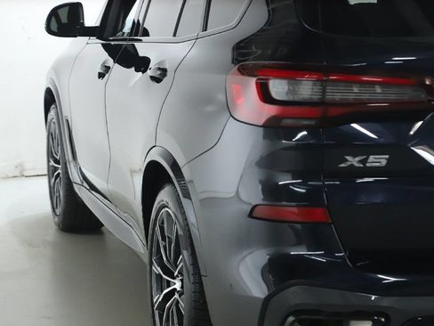 Used 2023 BMW X5 xDrive40i w/ Executive Package AWD/4WD image 49