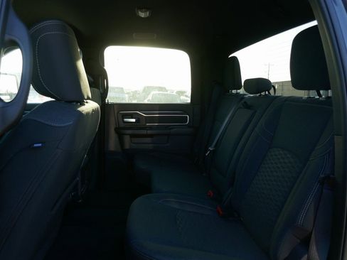 New 2026 RAM 2500 Big Horn AWD/4WD image 13