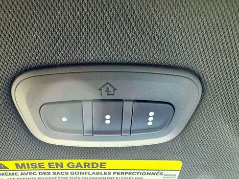 New 2026 Chrysler Pacifica Select AWD/4WD image 22