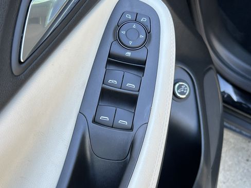 Used 2024 Buick Encore GX Preferred FWD image 15