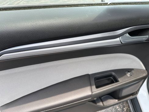 Used 2015 Ford Fusion S image 21