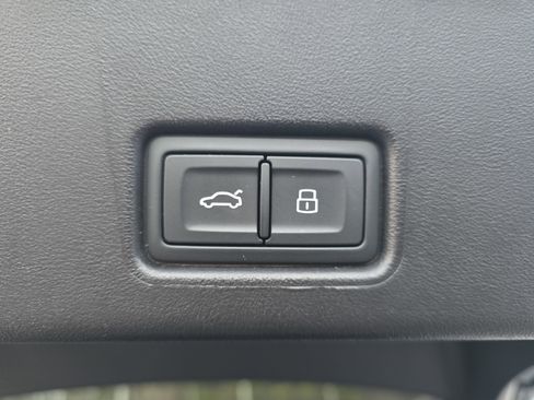 Used 2023 Audi Q4 e-tron Prestige w/ Black Optic Package image 13