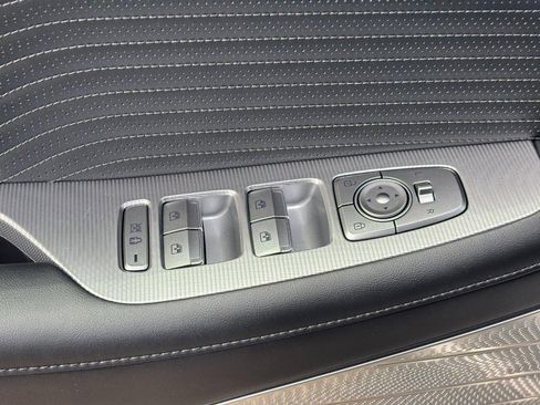 Used 2025 Hyundai Palisade Calligraphy FWD image 18