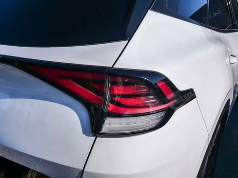 Certified 2023 Kia Sportage SX image 12