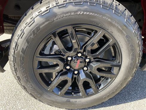 Used 2024 GMC Sierra 1500 Elevation AWD/4WD image 33