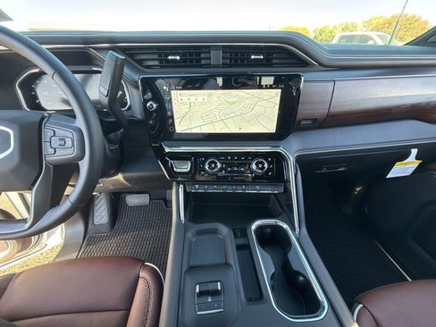 New 2026 GMC Sierra 3500 Denali Ultimate image 21