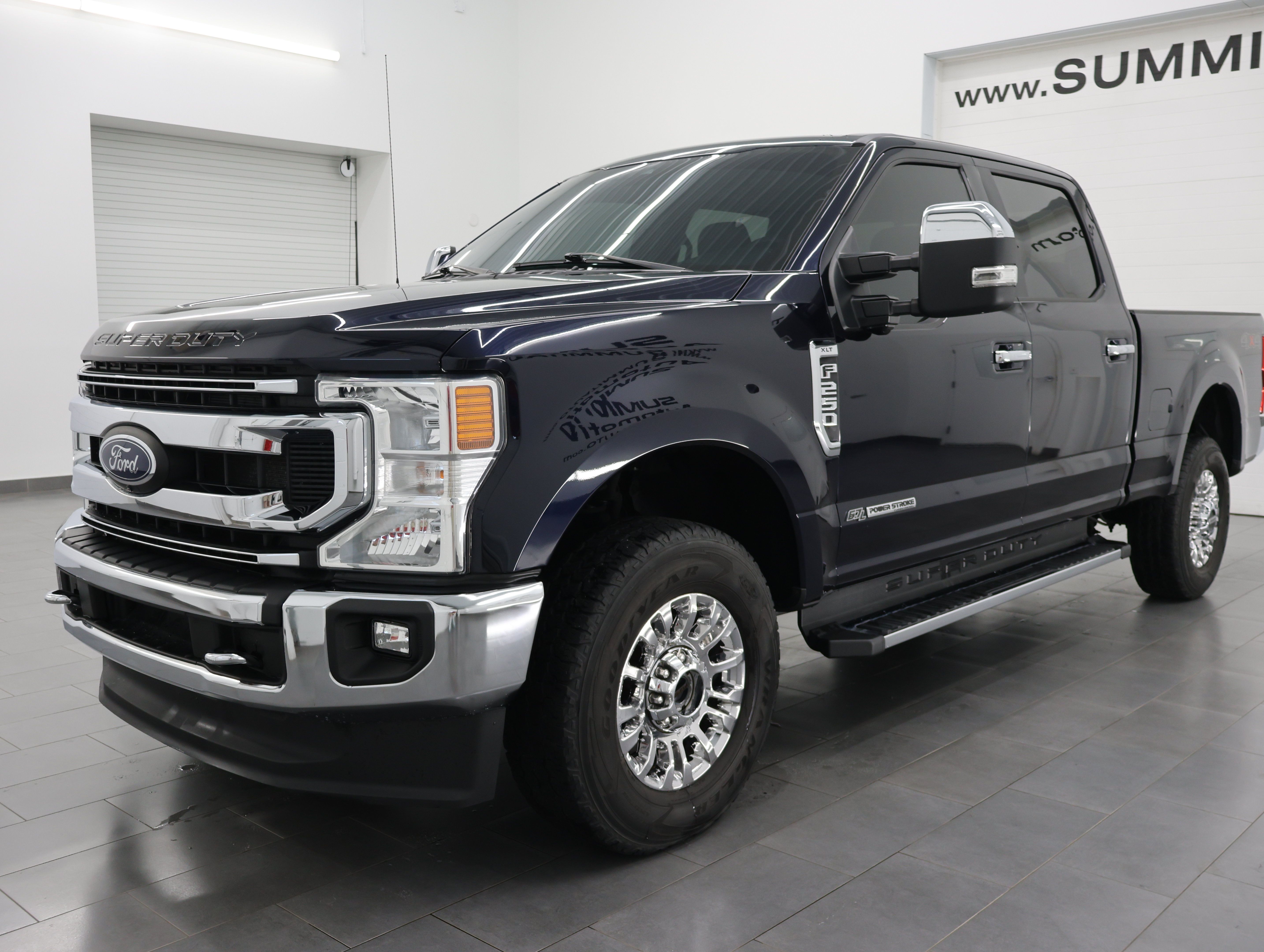 Used 2021 Ford F250 XLT w/ XLT Premium Package AWD/4WD image 7