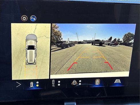 New 2026 Chevrolet Equinox ACTIV w/ Convenience Package III image 17