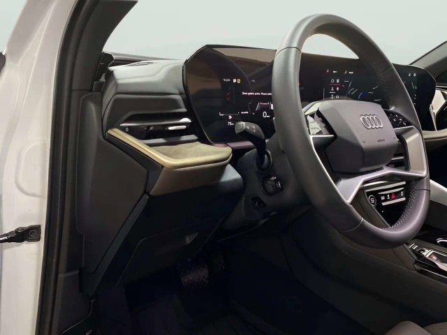 Used 2025 Audi Q5 Premium Plus AWD/4WD image 32