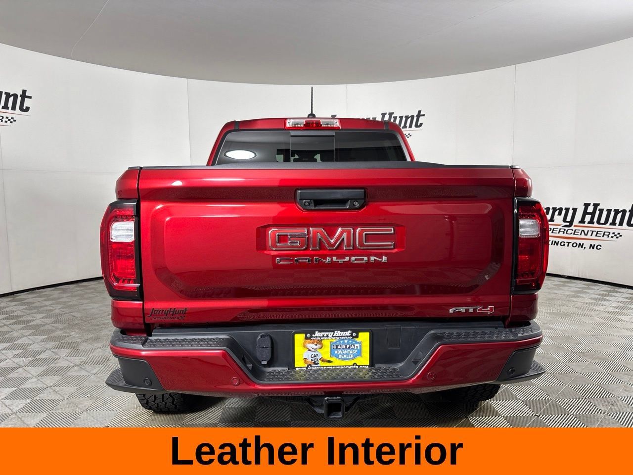 Used 2024 GMC Canyon AT4 w/ AT4 Premium Package AWD/4WD image 7
