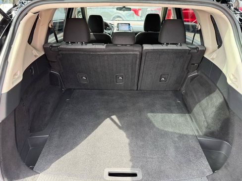 Used 2021 Nissan Rogue SV FWD image 14