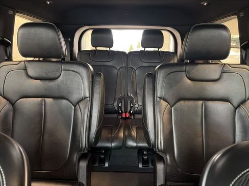 Certified 2024 Jeep Grand Cherokee L Overland w/ Advanced Protech Group III AWD/4WD image 16