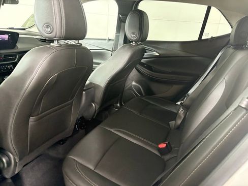 Used 2024 Buick Encore GX Sport Touring FWD image 38
