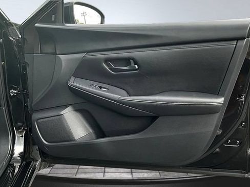 Used 2024 Nissan Sentra S FWD image 25