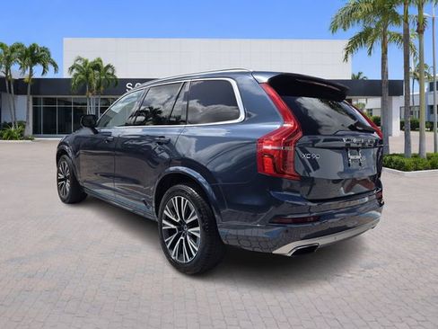 Used 2020 Volvo XC90 T5 Momentum w/ Protection Package Premier image 4