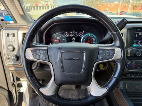 Used 2019 GMC Sierra 2500 Denali w/ Duramax Plus Package image 16