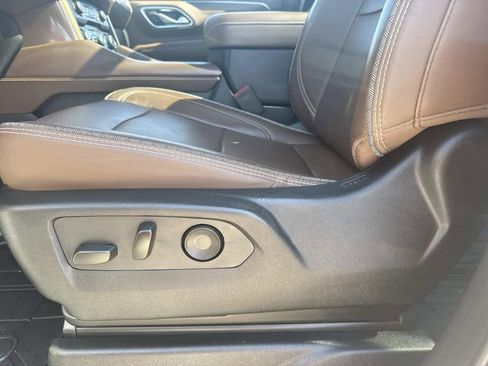 Used 2022 Chevrolet Tahoe High Country image 18