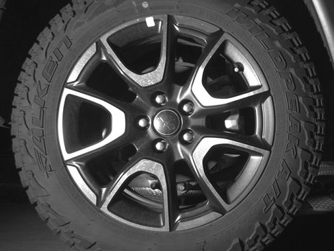 Used 2025 Jeep Compass Trailhawk AWD/4WD image 15
