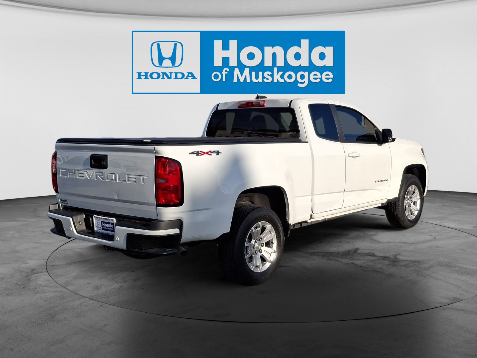 Used 2022 Chevrolet Colorado LT w/ Fleet Safety Package AWD/4WD image 5