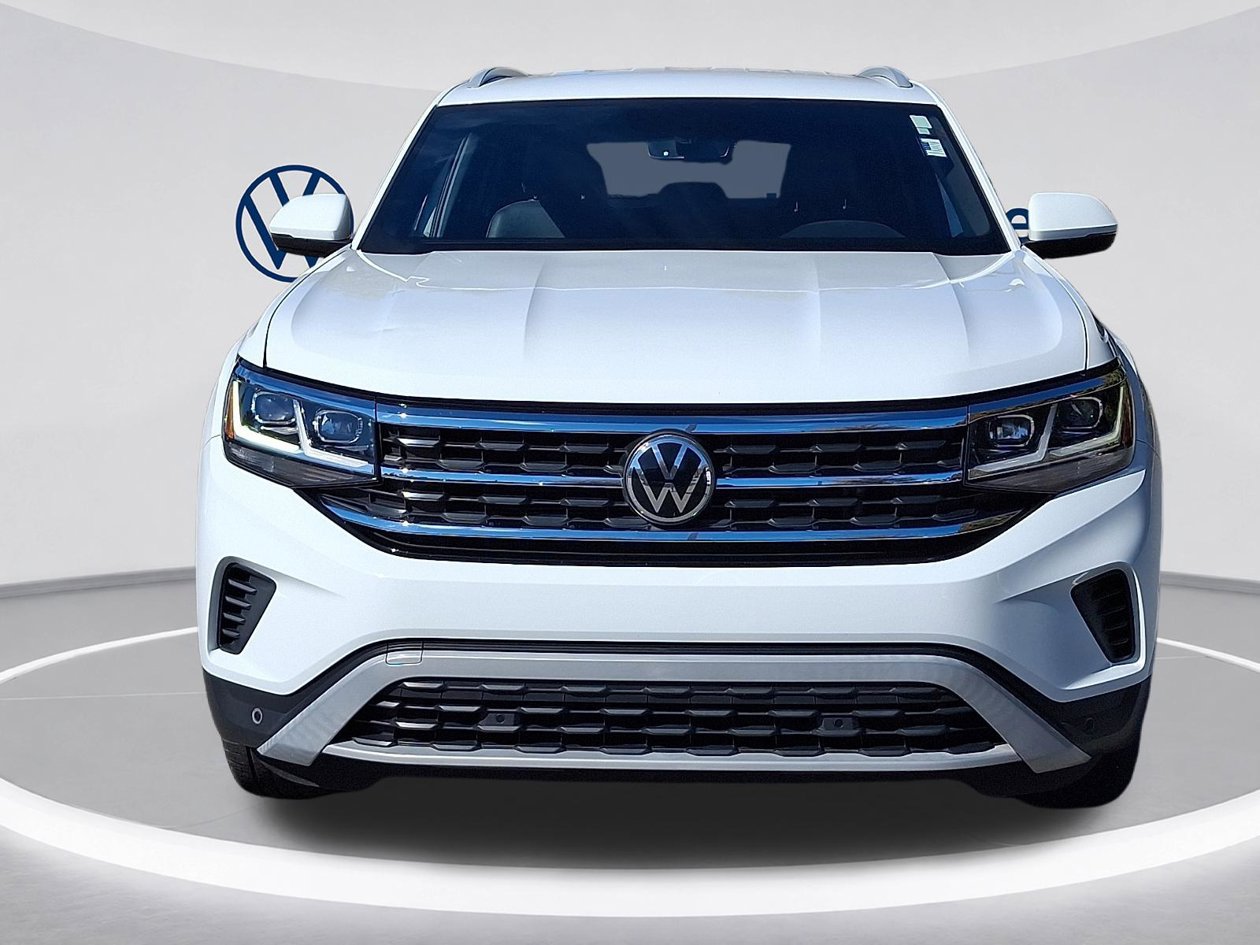 Used 2021 Volkswagen Atlas Cross Sport SE w/ V6 Towing Package FWD image 2