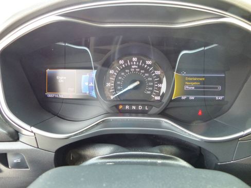 Used 2017 Ford Fusion SE w/ Equipment Group 201A FWD image 29