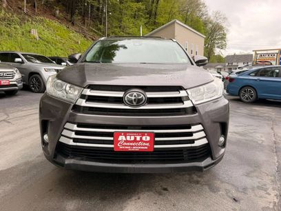 Used 2017 Toyota Highlander XLE
