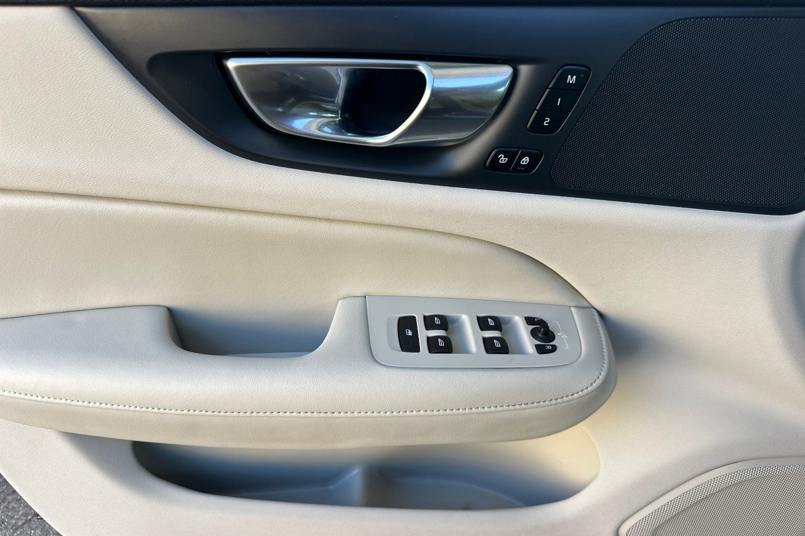 Certified 2023 Volvo S60 B5 Core w/ Climate Package FWD image 11