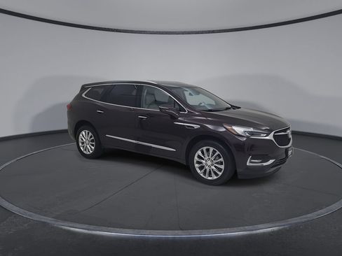 Used 2018 Buick Enclave Premium FWD image 2