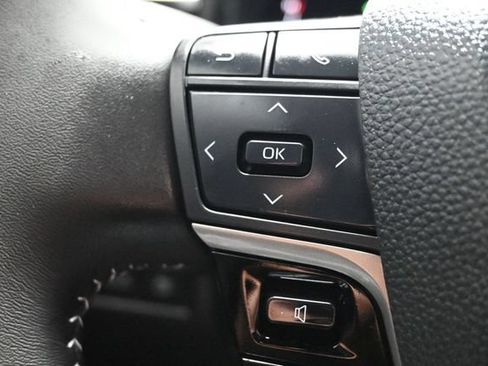 Used 2025 Toyota Camry SE w/ Multimedia Upgrade Package FWD image 23