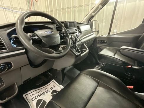 Used 2023 Ford Transit 250 Base image 9