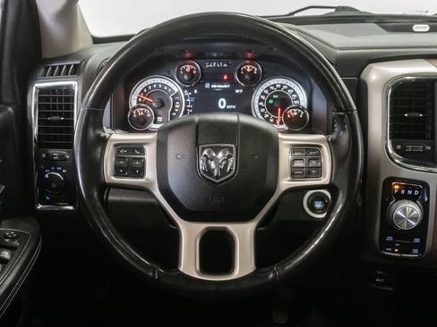 Used 2018 RAM 1500 Laramie w/ Convenience Group AWD/4WD image 15