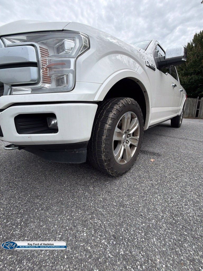Used 2022 Ford F350 Lariat w/ Tremor Off-Road Package AWD/4WD image 28