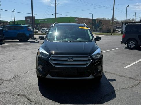 Used 2018 Ford Escape Titanium image 4