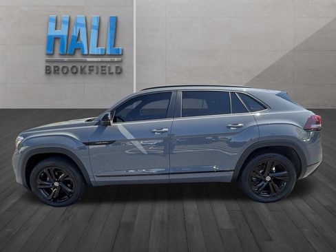 Certified 2025 Volkswagen Atlas Cross Sport SEL R-Line AWD/4WD image 3
