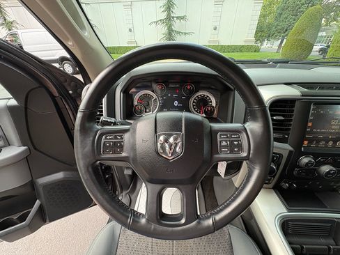 Used 2017 RAM 1500 Big Horn AWD/4WD image 19