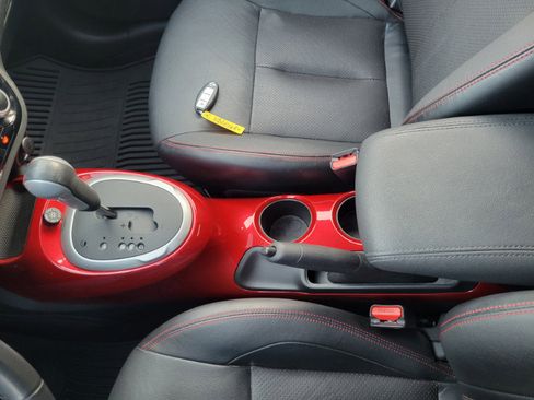 Used 2017 Nissan Juke SL image 37