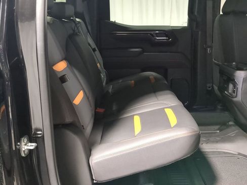 Used 2025 GMC Sierra 1500 AT4 w/ AT4 Preferred Package image 27