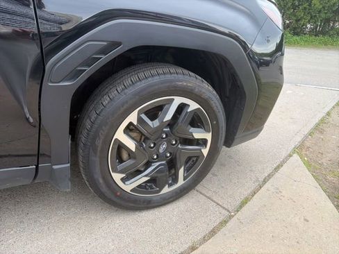 Certified 2025 Subaru Forester Limited AWD/4WD image 11