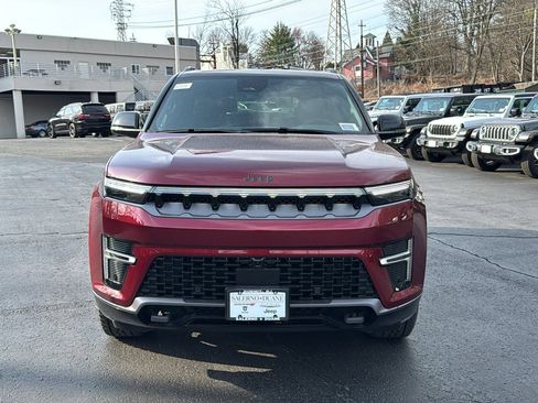 New 2026 Jeep Grand Wagoneer 4WD image 2