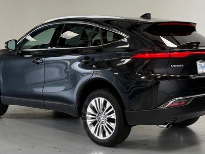 Used 2024 Toyota Venza XLE